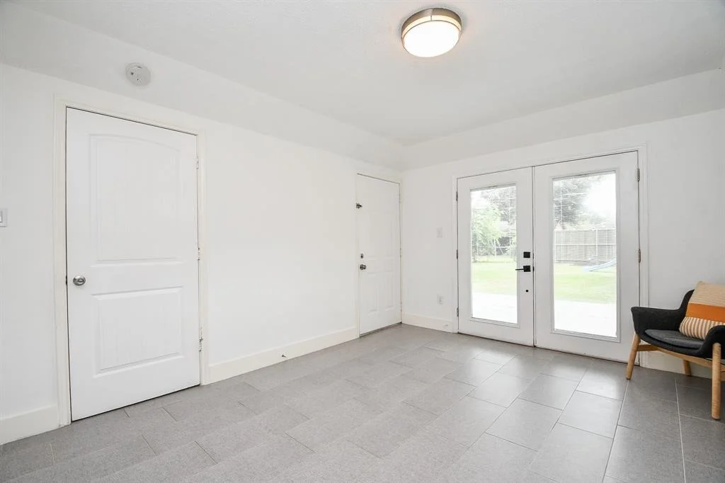 Photo of 9427 Springmont Drive