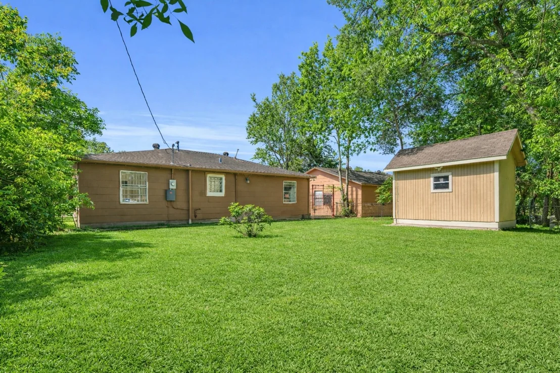 Photo of 3922 Simsbrook Drive
