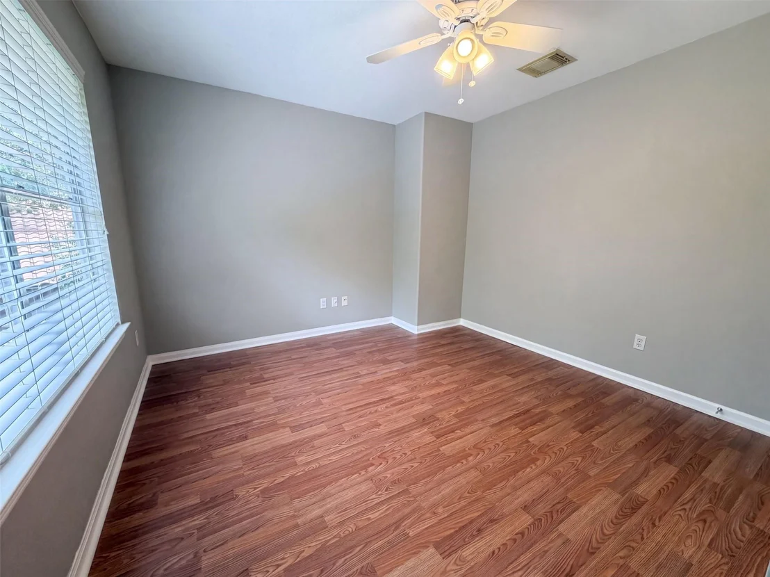 Photo of 12159 Hawthorne Drive