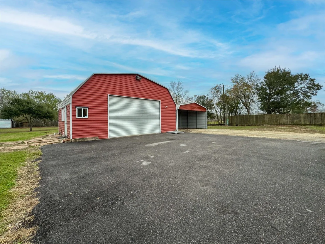 Photo of 17221 N Wayne Lane