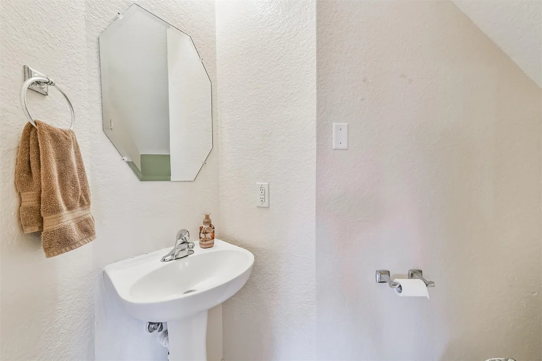 Photo of 10415 Claybrook Drive