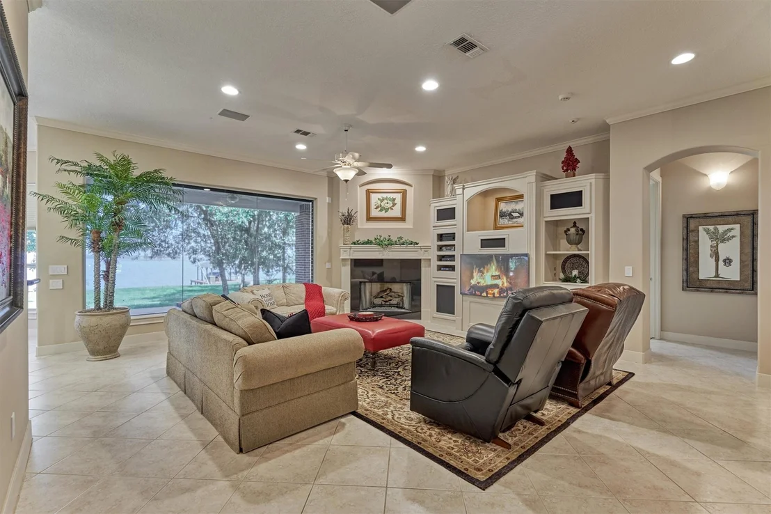 Photo of 9485 Escondido Drive