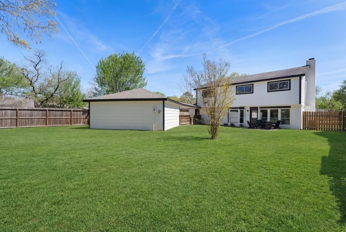 Photo of 6902 Stoney River Drive