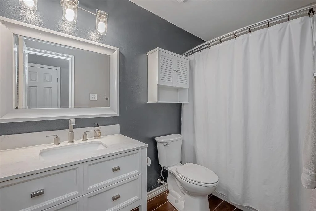 Photo of 2714 Silk Tree Lane