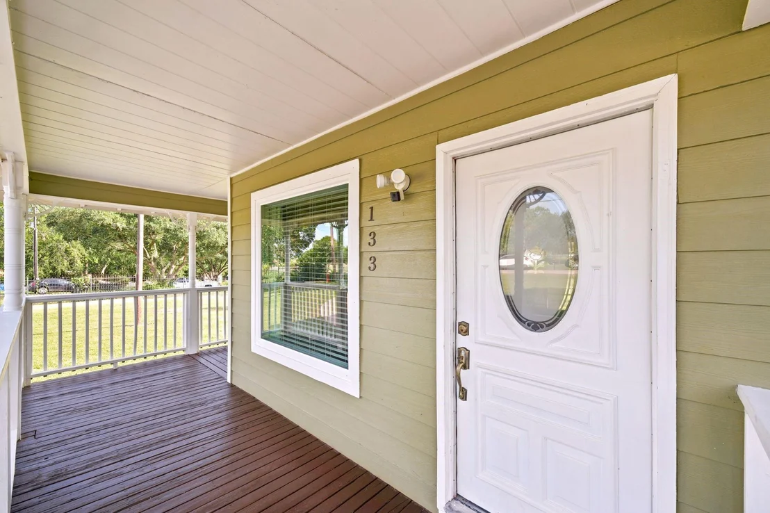 Photo of 133 Meadow View Boulevard