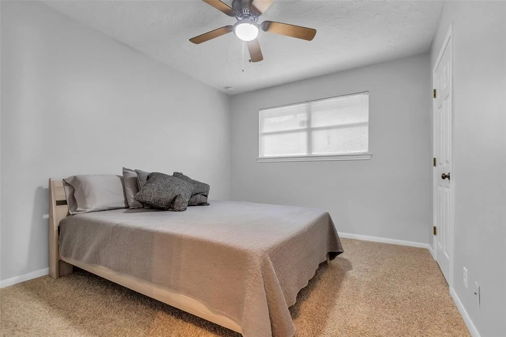 Photo of 923 Paradise Lane