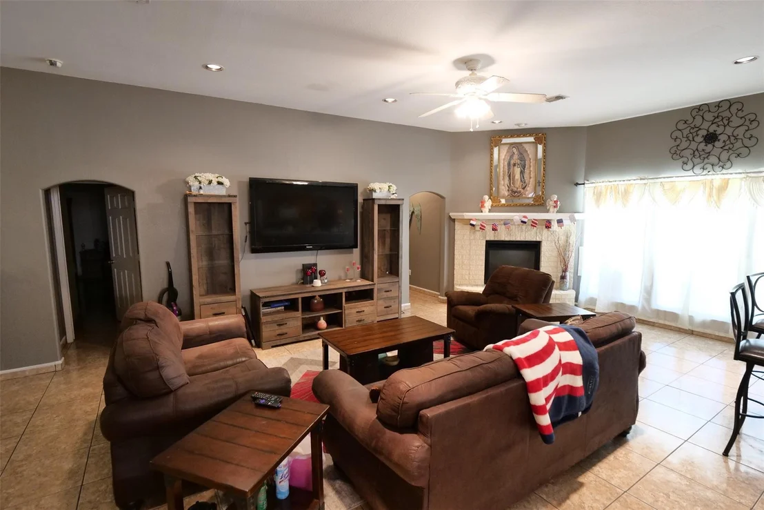 Photo of 9993 County Road 405