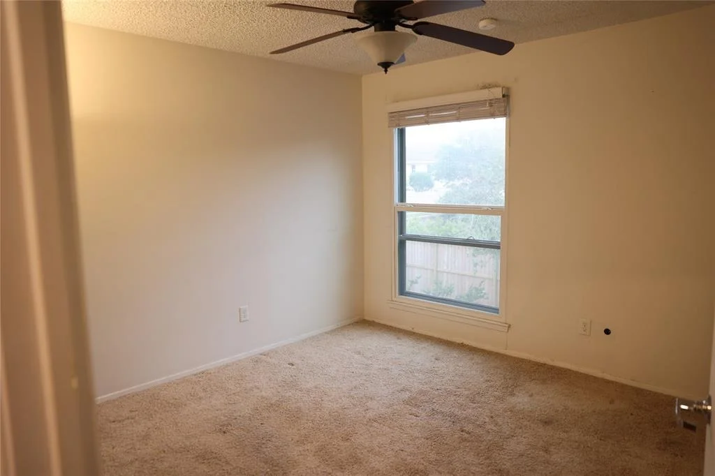 Photo of 1035 Wirt Road