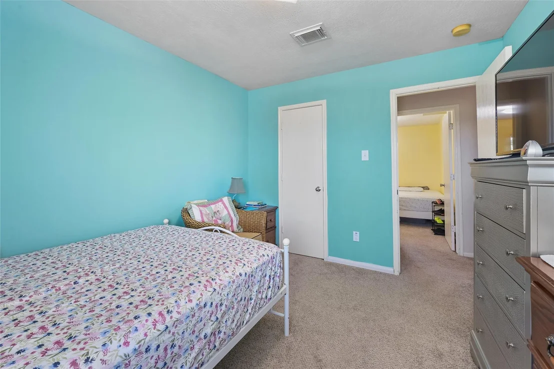 Photo of 1819 NW Emerald Pathway Drive