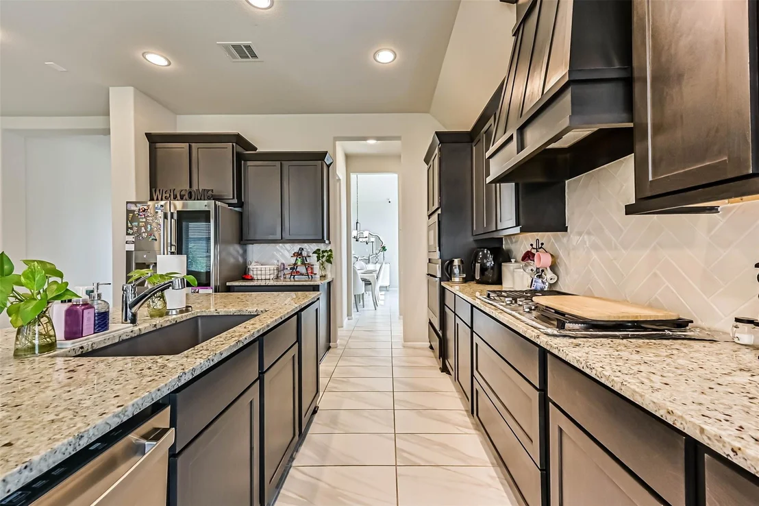 Photo of 5138 Walnut Grove Lane