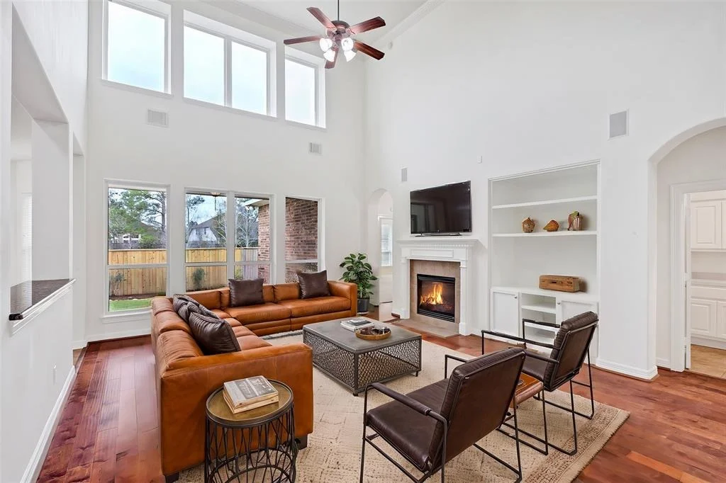 Photo of 55 E Hullwood Circle