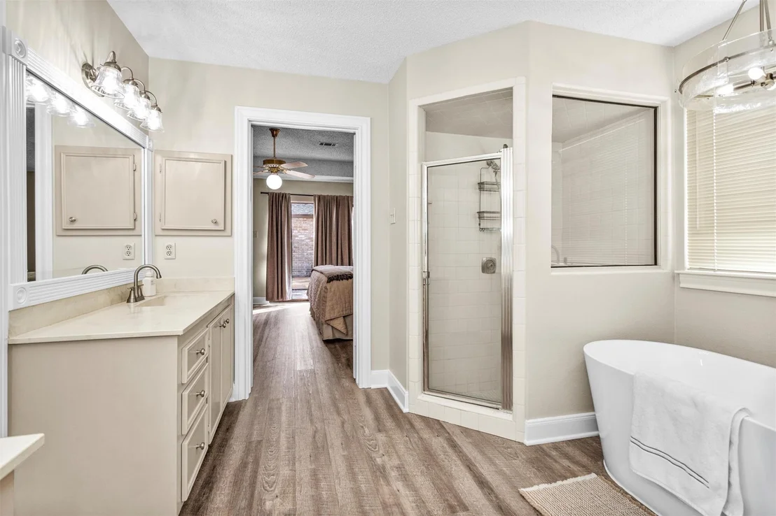 Photo of 2230 Foreland Drive