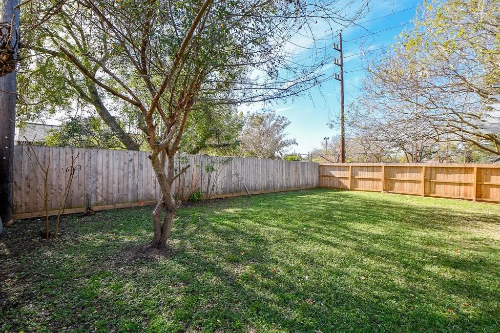 Photo of 3920 Frontier Drive