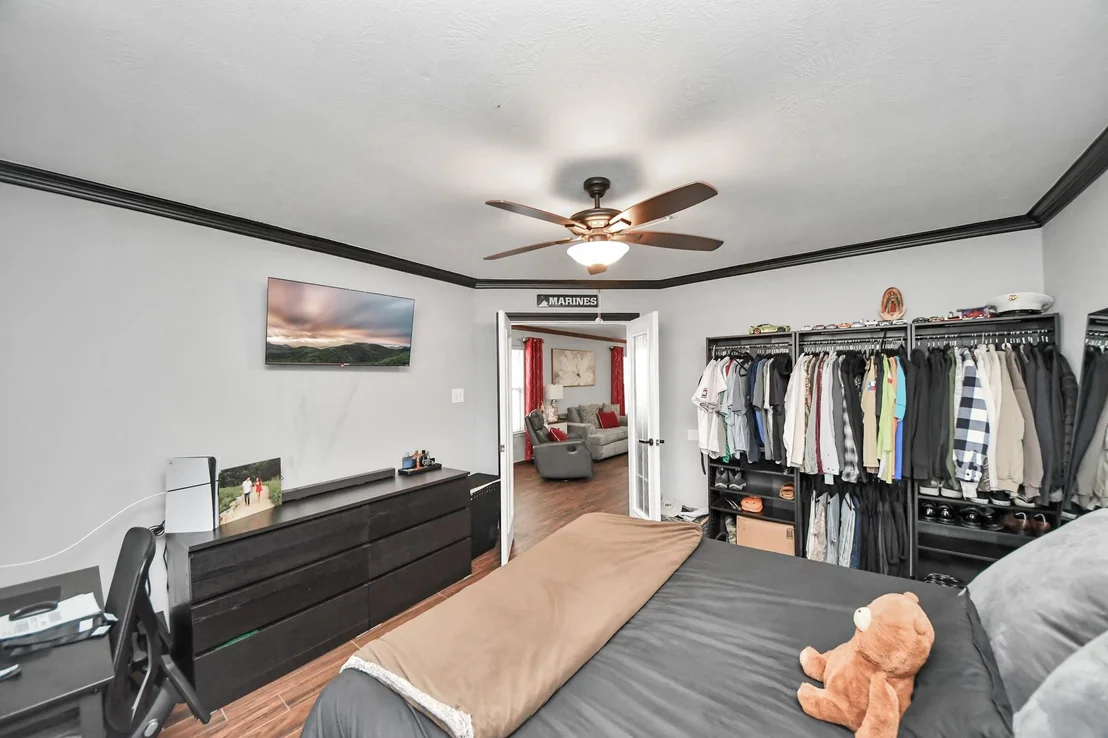 Photo of 21739 Stoney Bluff Lane