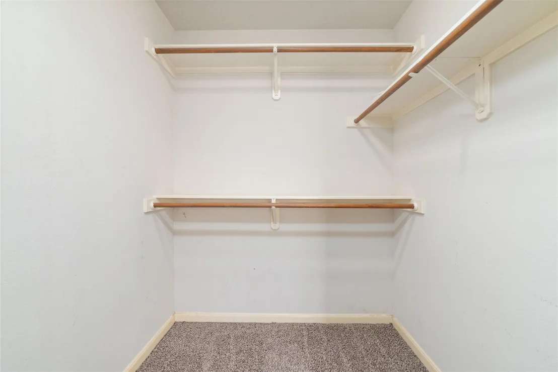 Photo of 1014 Oak Glen Drive