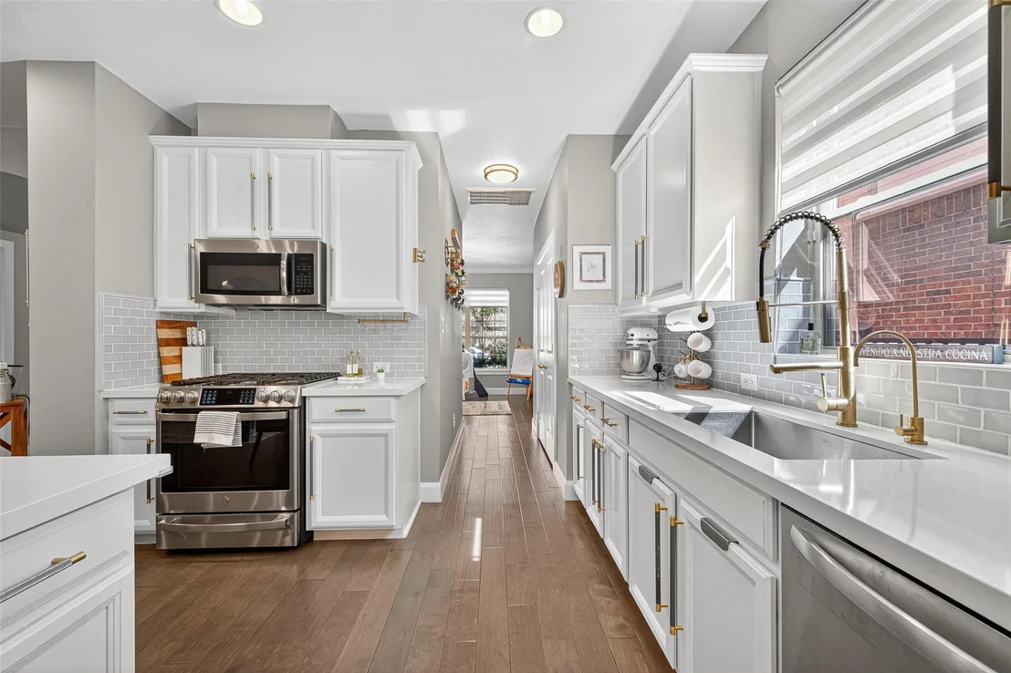 Photo of 18307 Pin Oak Bend Drive