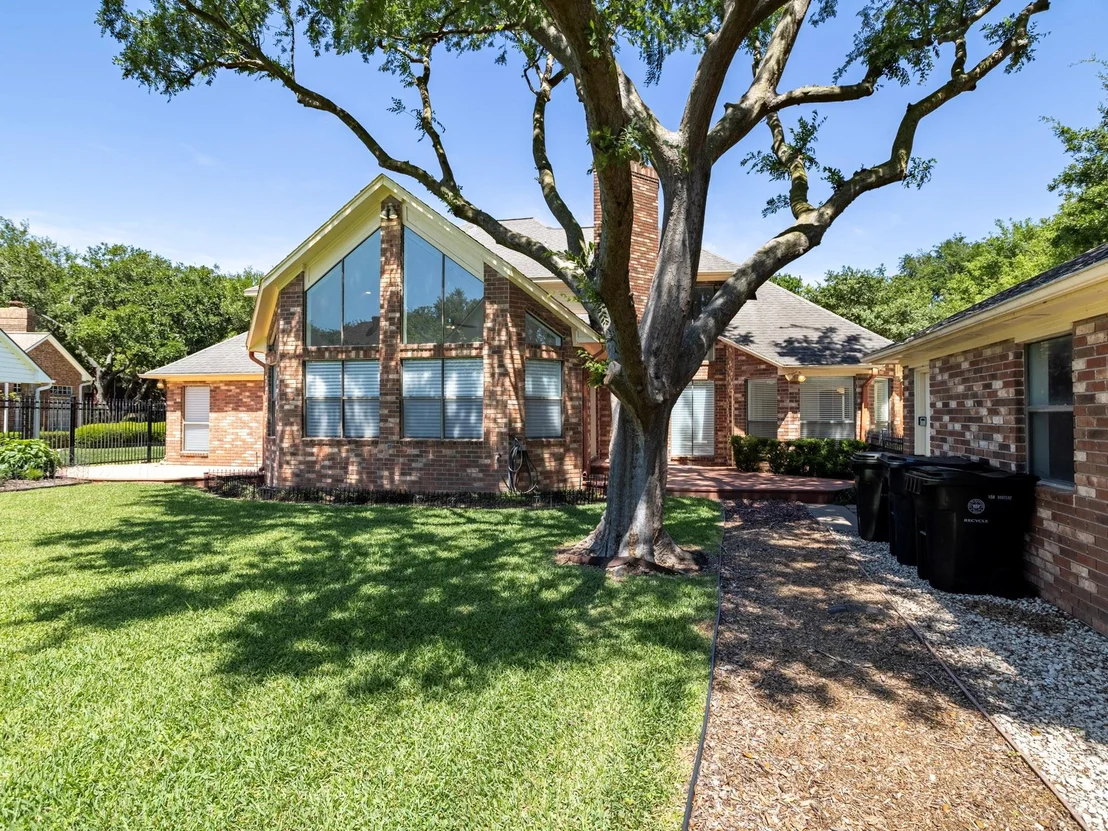 Photo of 3603 Springhill Lane