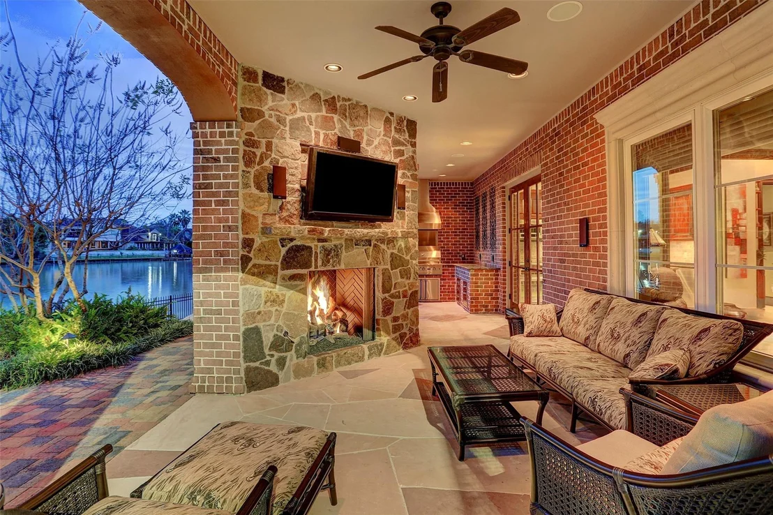 Photo of 7 Paradise Point Drive