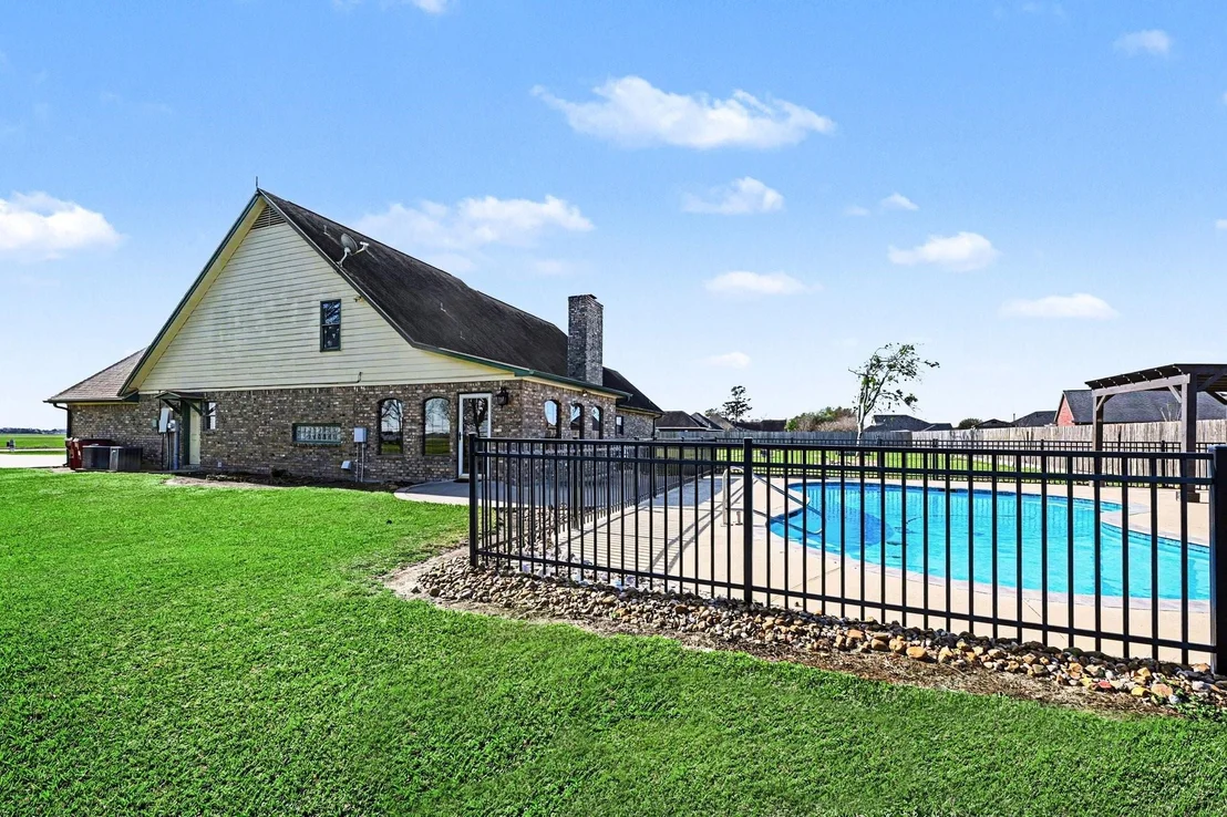 Photo of 3913 County Road 106