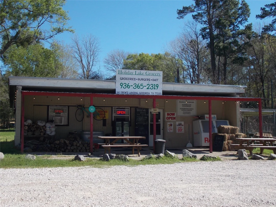 Photo of 400 Driftwood Drive