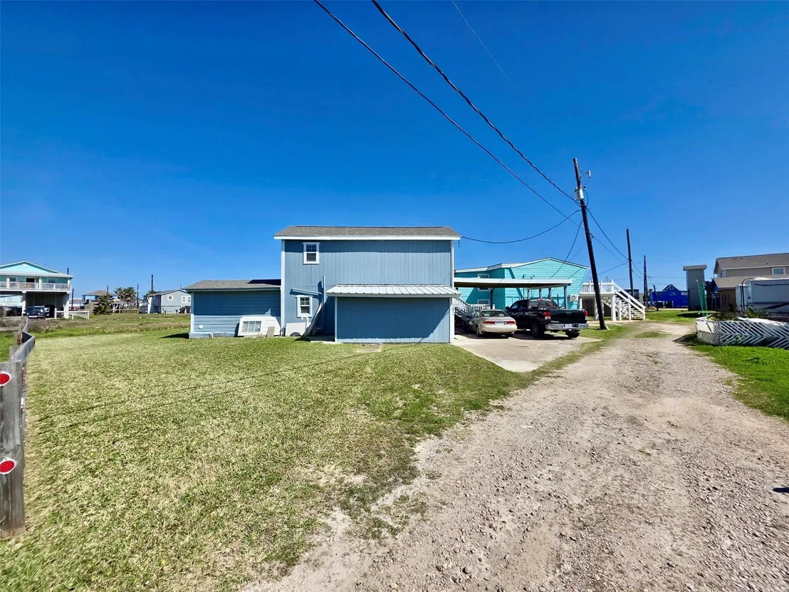 Photo of 325 Texas Street