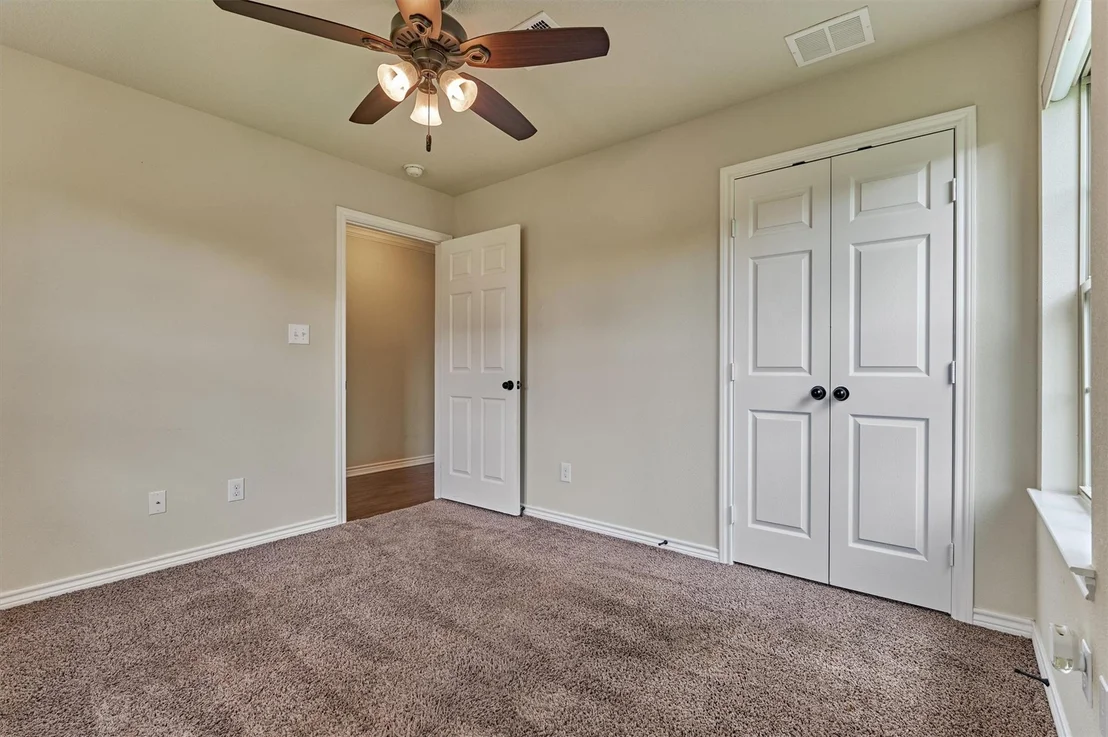 Photo of 15031 Port Circle