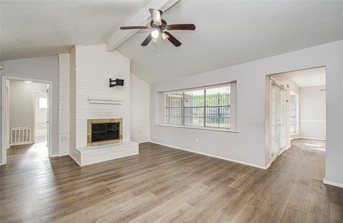 Photo of 9430 Claridge Drive