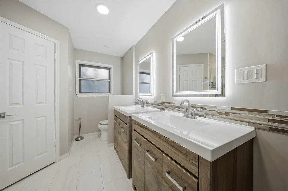 Photo of 71 Timberspire Lane
