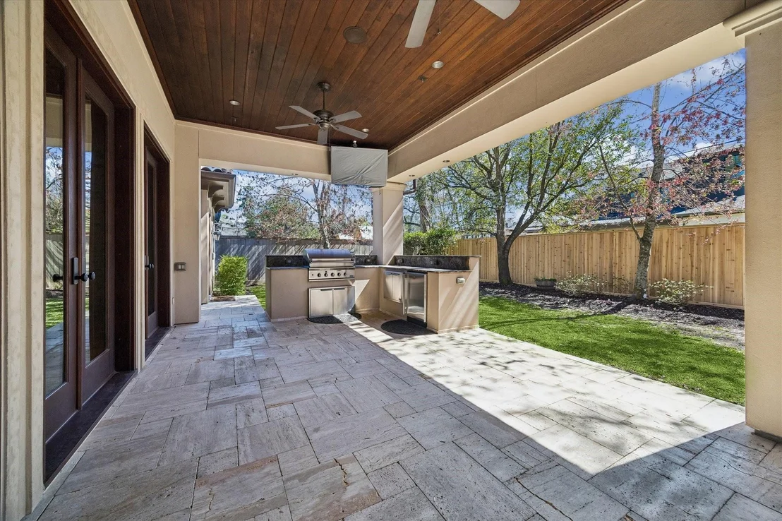 Photo of 8 Greyton Lane