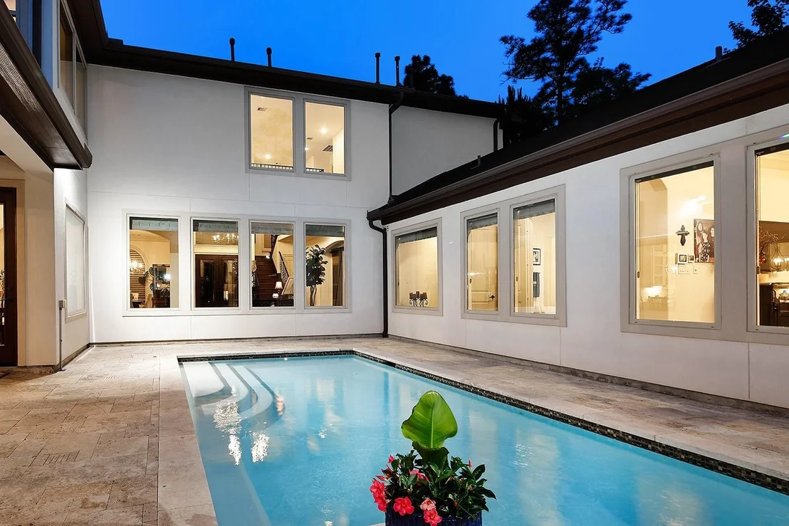 Photo of 105 Larkhaven Drive