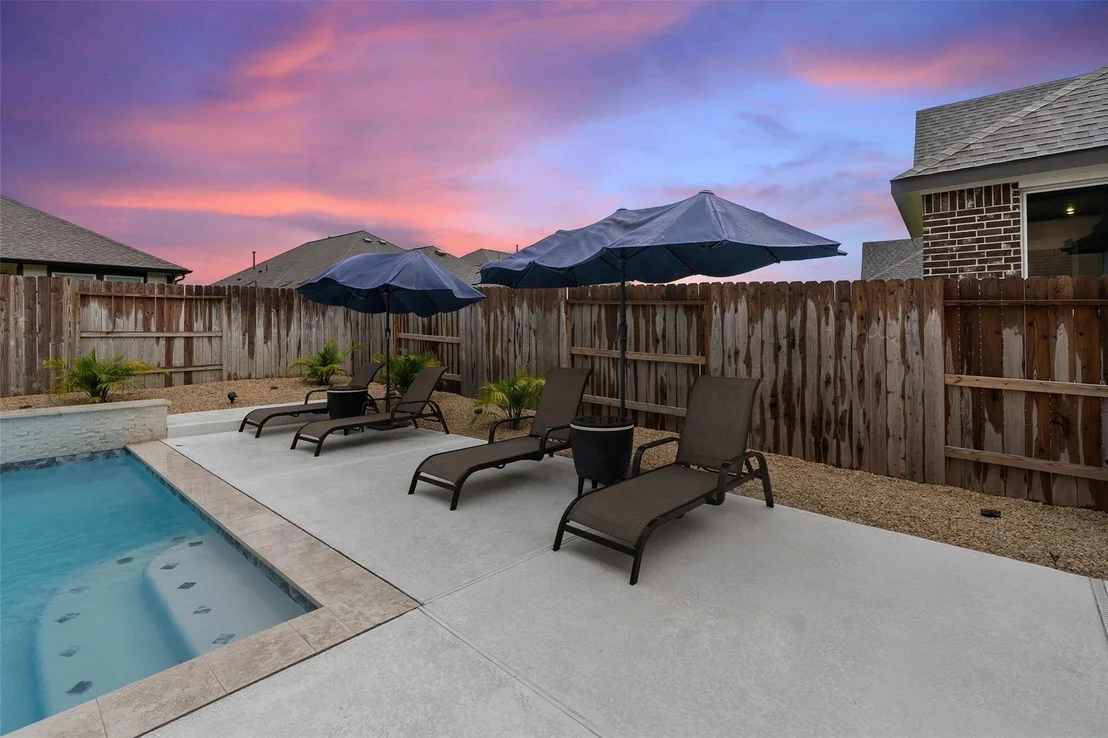 Photo of 323 Blue River Trail