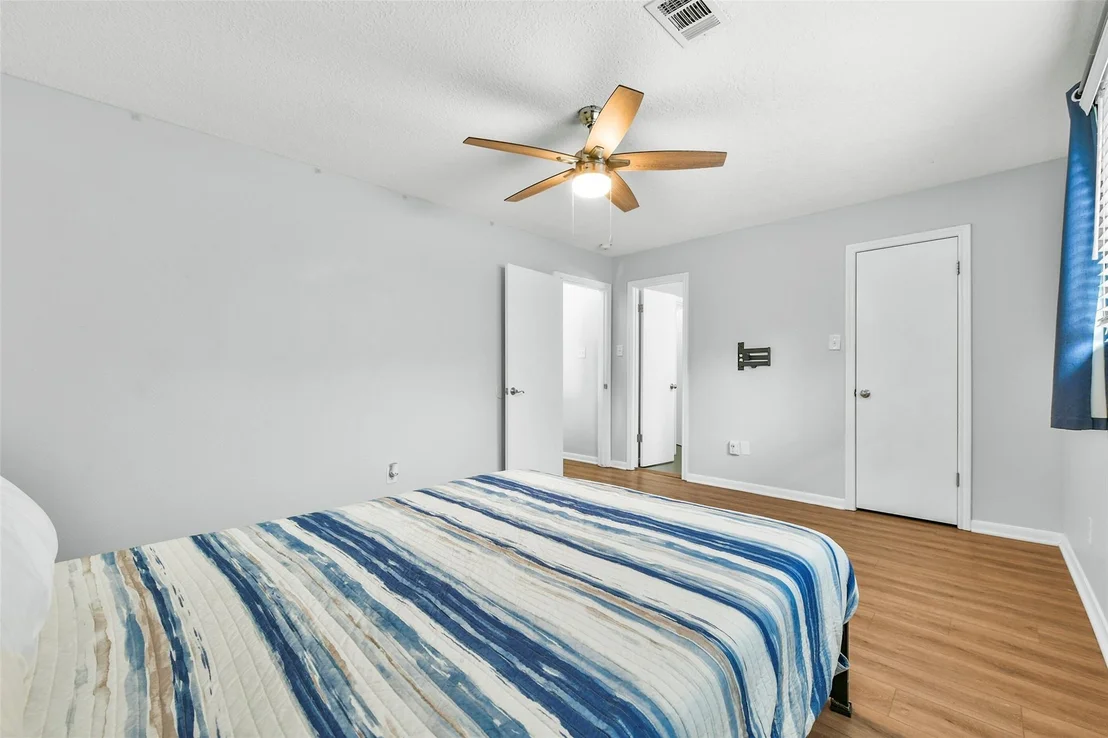 Photo of 19611 Suncove Lane