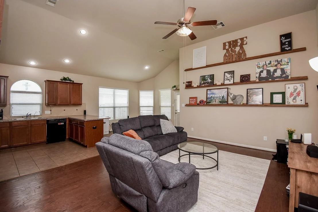 Photo of 8610 Sweet Pasture Drive