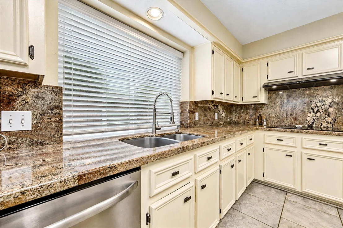 Photo of 7303 Starbridge Drive
