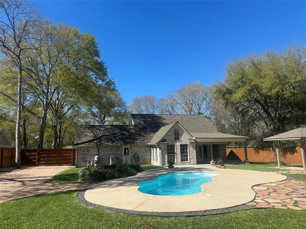 Photo of 2461 Pebblebrook Circle