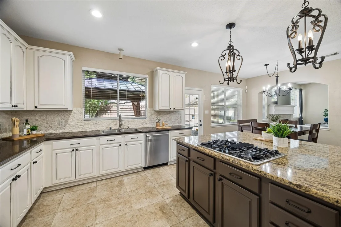 Photo of 9122 Memorial Valley Drive