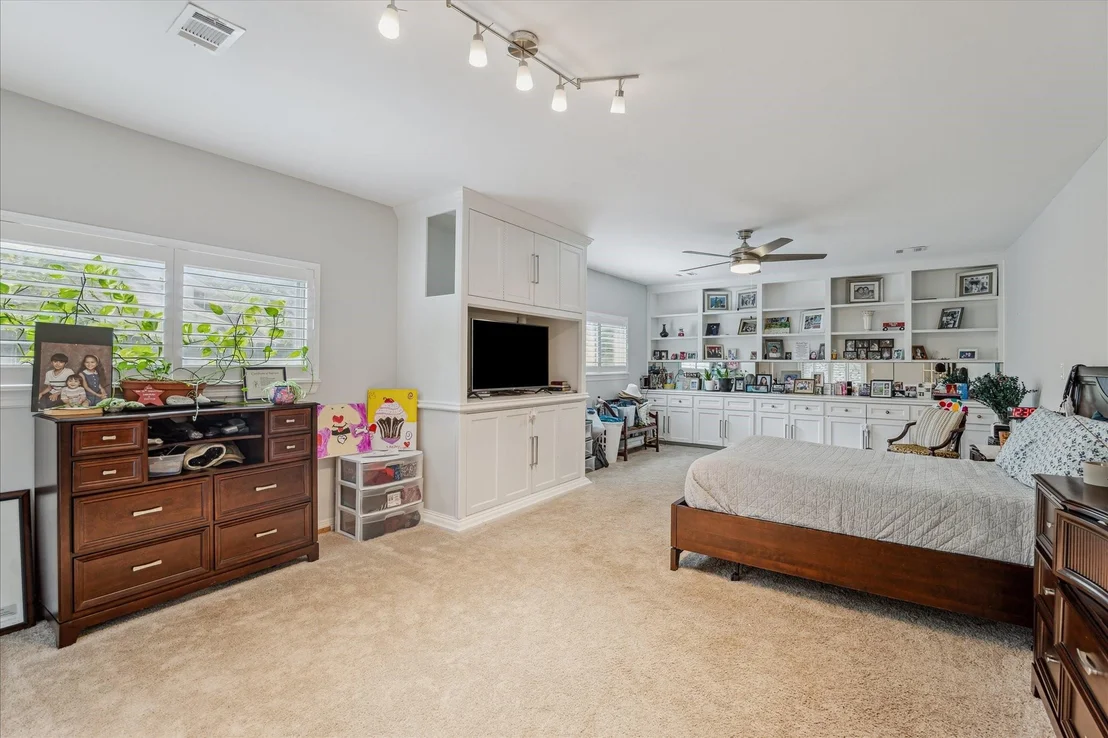 Photo of 2835 W Wildwind Circle