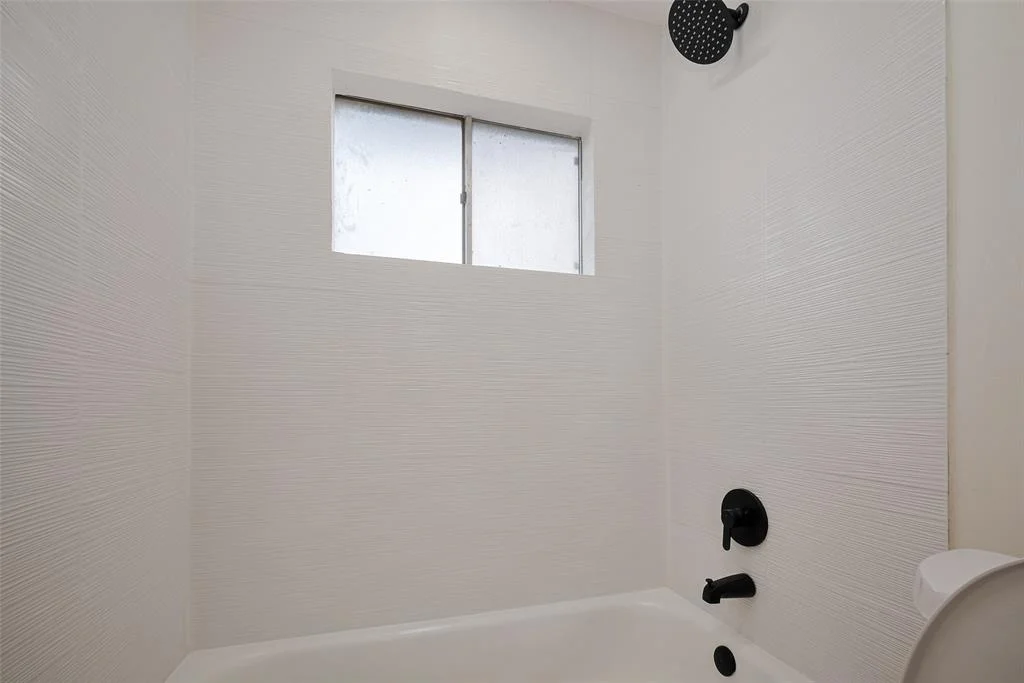 Photo of 839 Voyager Drive
