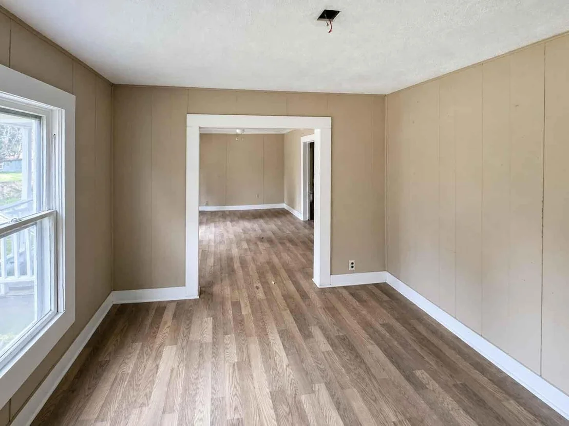 Photo of 1303 Hopkins Drive