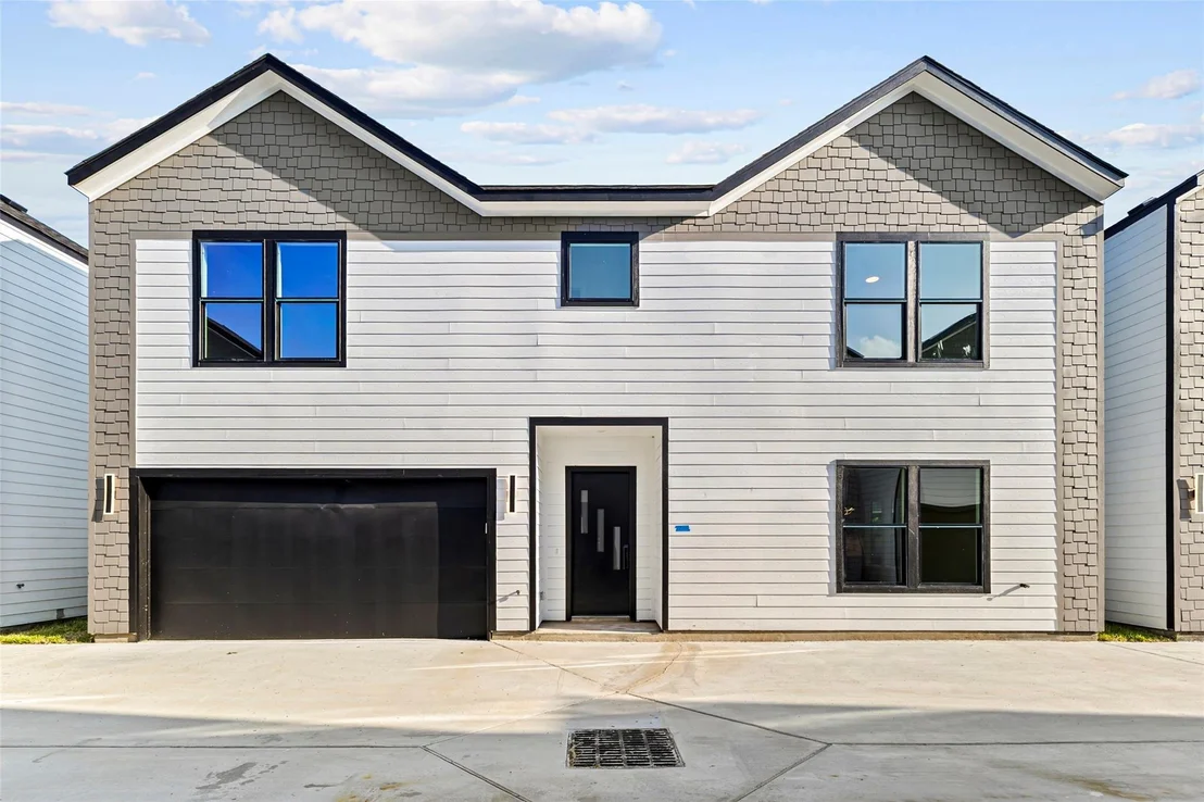 Photo of 7544 Dyer Street