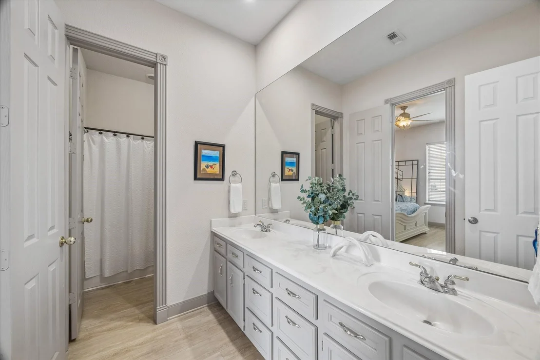 Photo of 426 Sunset Circle