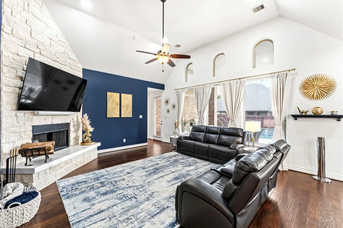Photo of 902 Holly Chapple Drive
