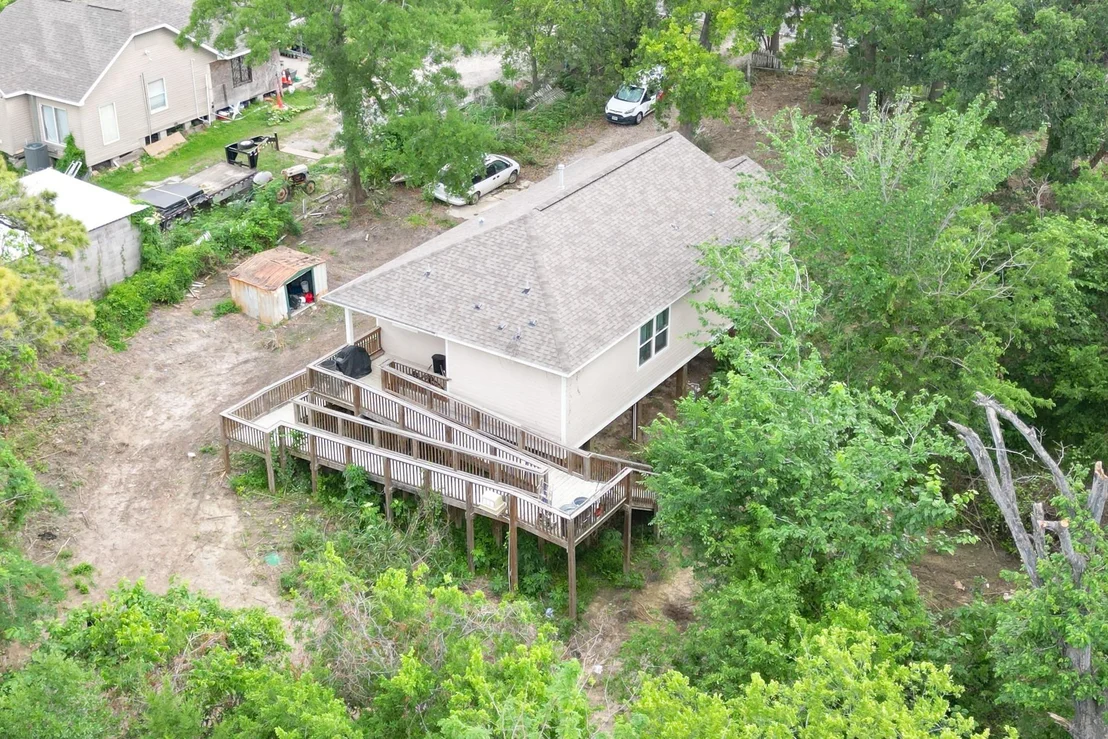 Photo of 301 Bayou Drive