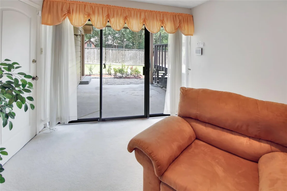 Photo of 19538 Enchanted Oaks Drive