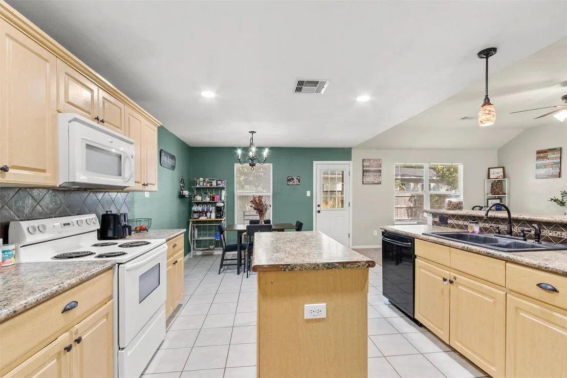 Photo of 217 Kellyn Court