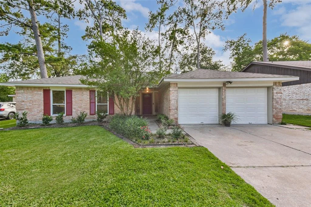Photo of 23011 Grand Rapids Lane
