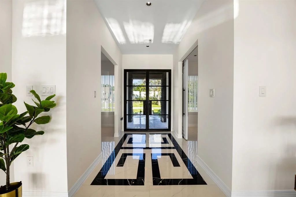 Photo of 3227 River Bend Drive