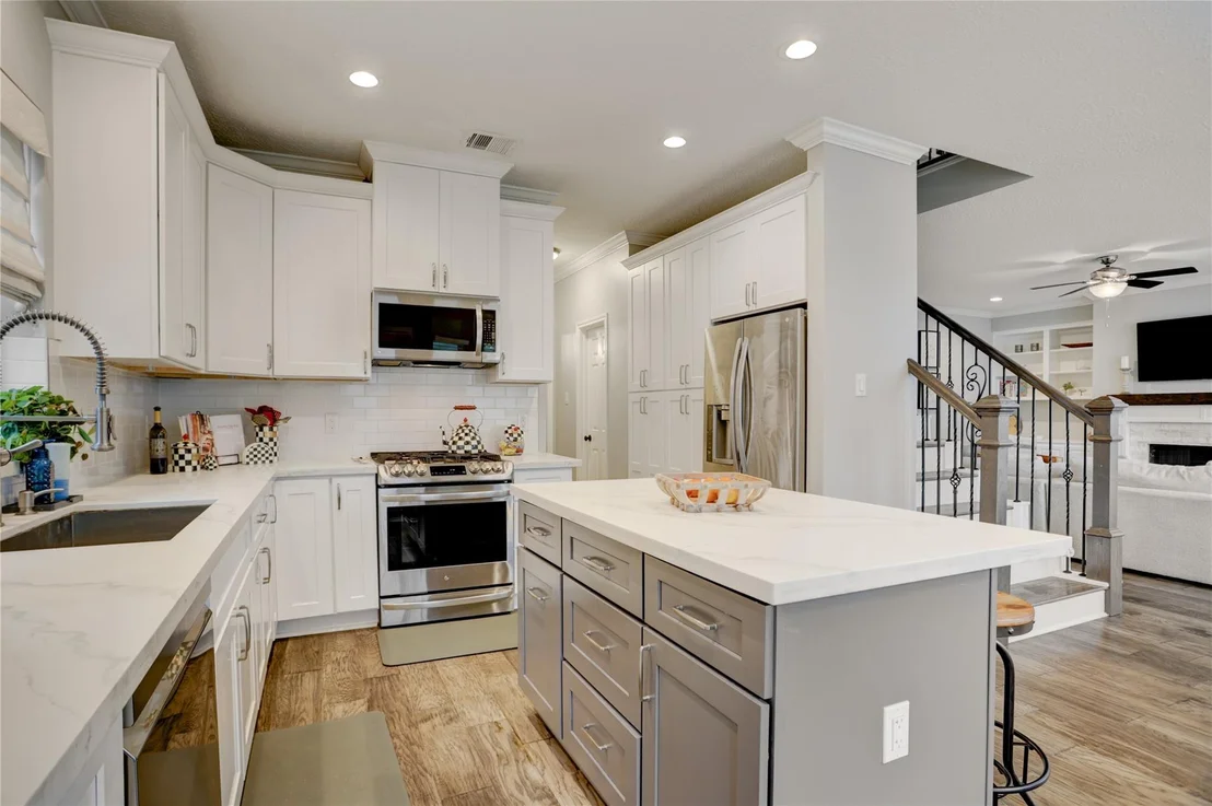Photo of 4430 Balboa Drive