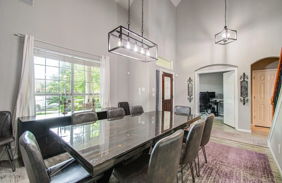 Photo of 9215 Horse Cave Circle