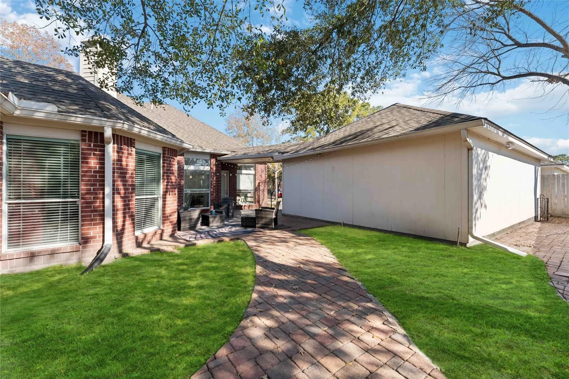 Photo of 7610 Limber Bough Drive